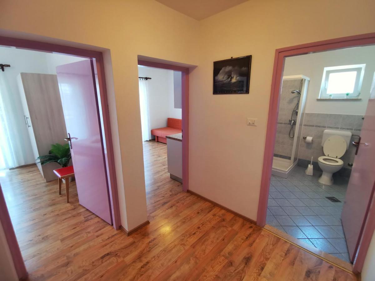 Apartments Sokolic Нерезине Экстерьер фото