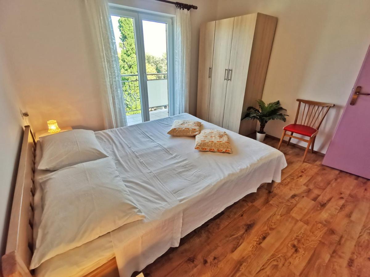 Apartments Sokolic Нерезине Экстерьер фото