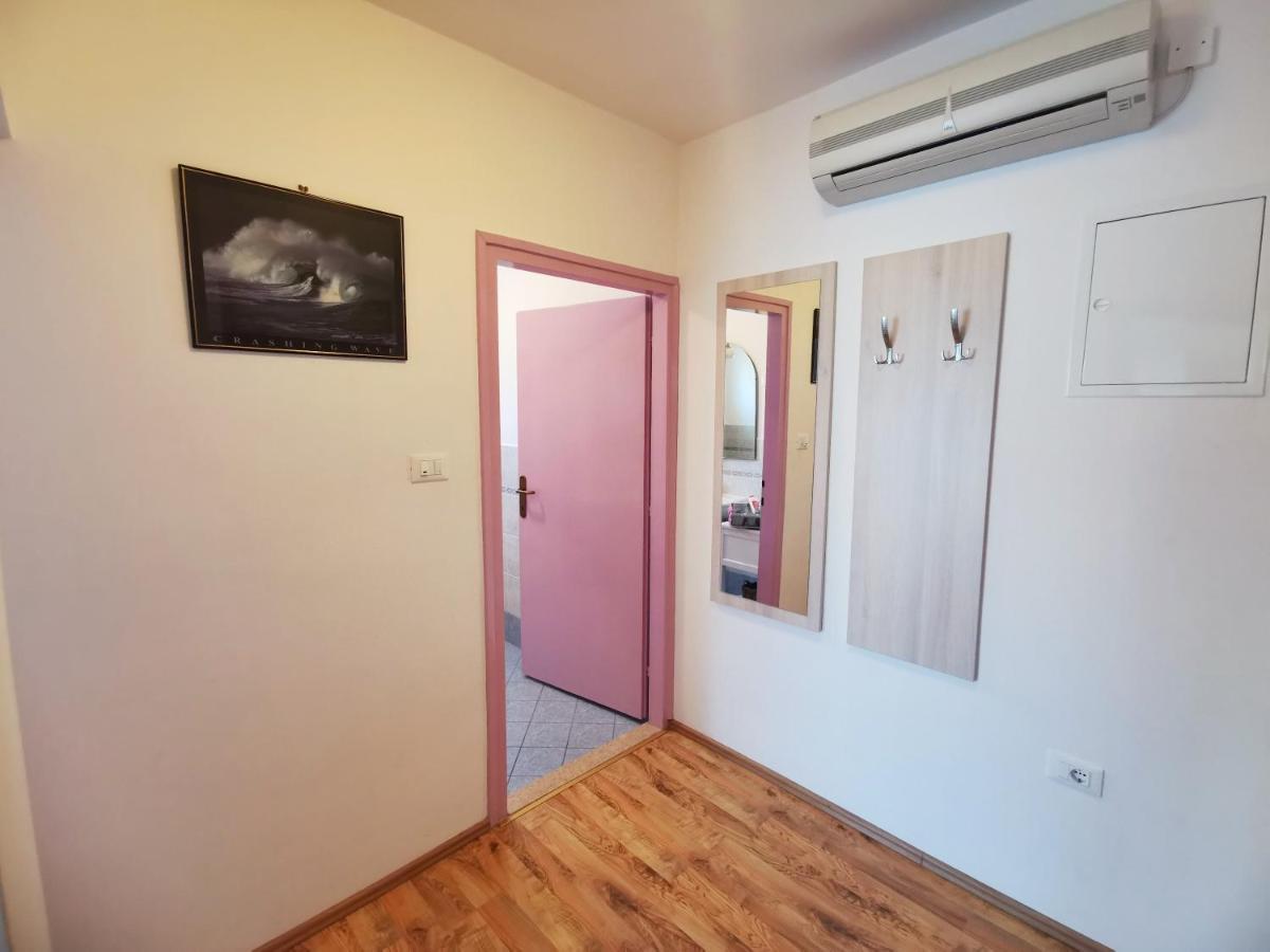 Apartments Sokolic Нерезине Экстерьер фото
