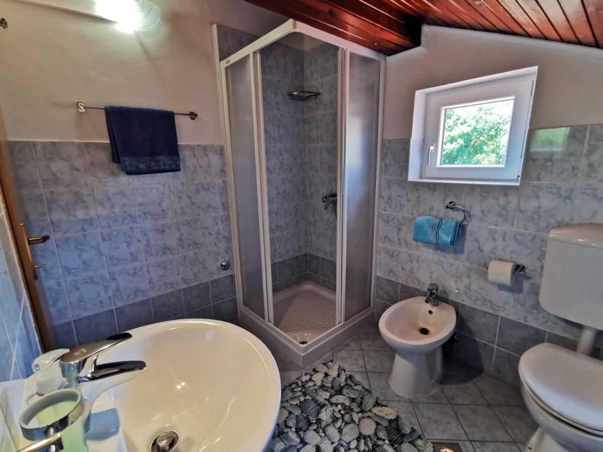 Apartments Sokolic Нерезине Экстерьер фото